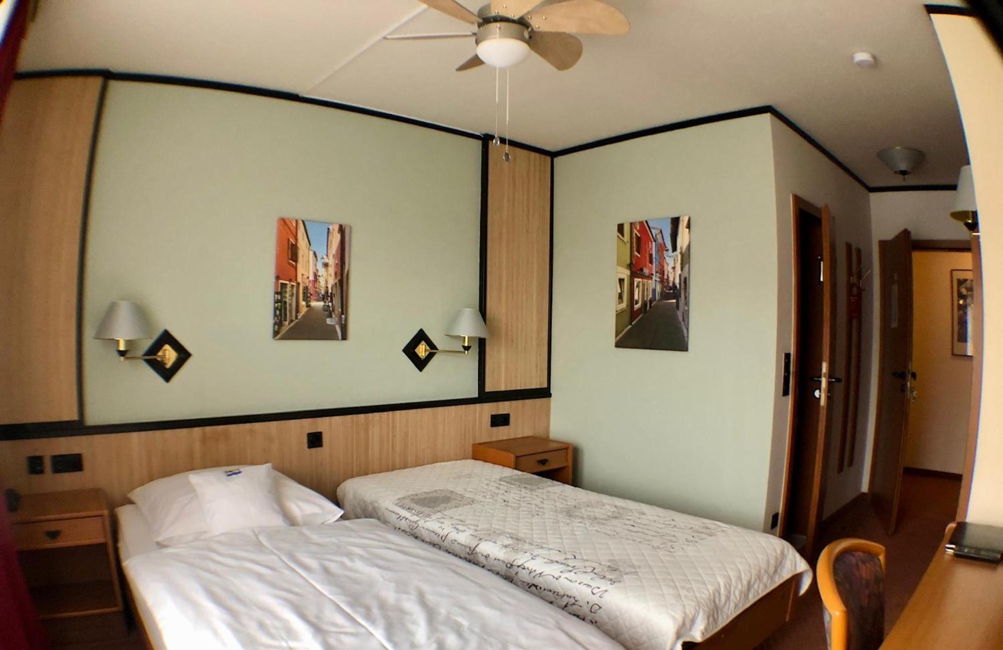 Hotel Seebach Grossenseebach ภายนอก รูปภาพ