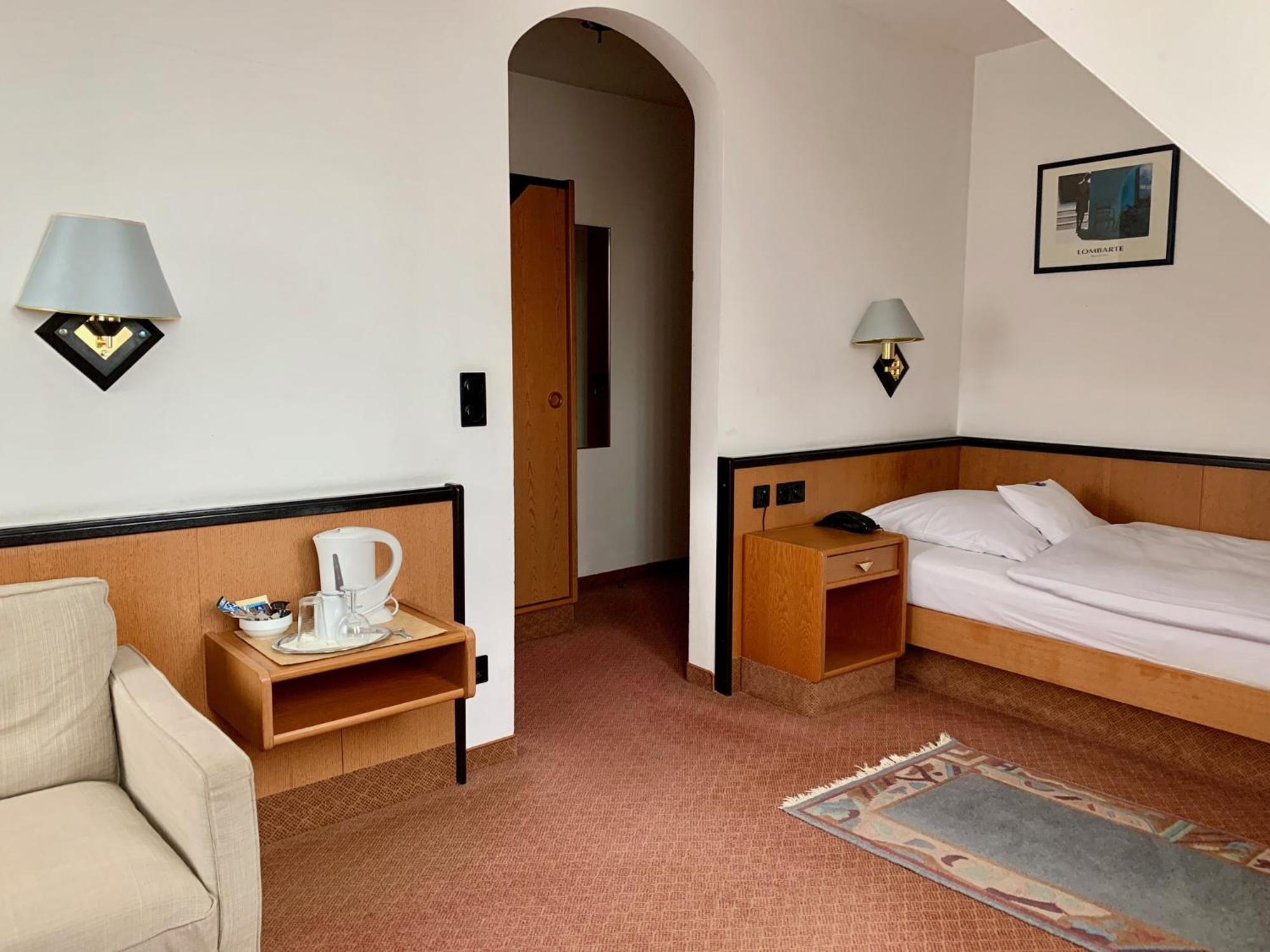 Hotel Seebach Grossenseebach ภายนอก รูปภาพ