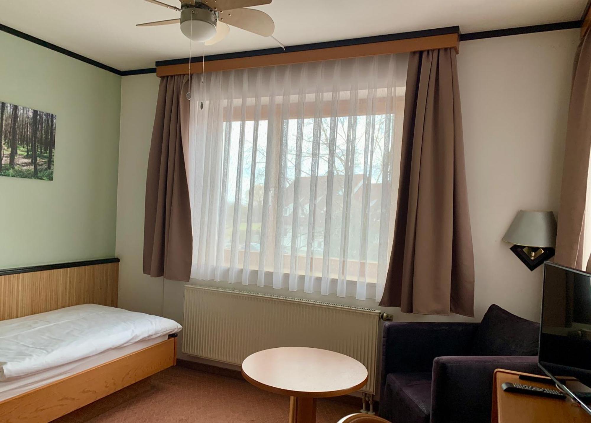 Hotel Seebach Grossenseebach ภายนอก รูปภาพ