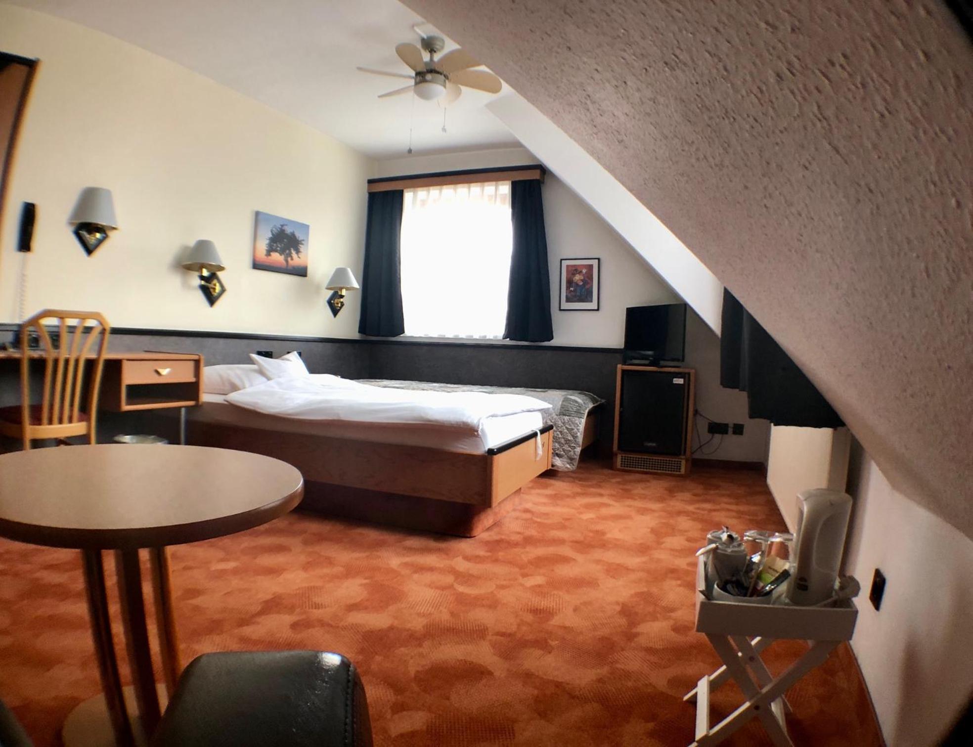 Hotel Seebach Grossenseebach ภายนอก รูปภาพ