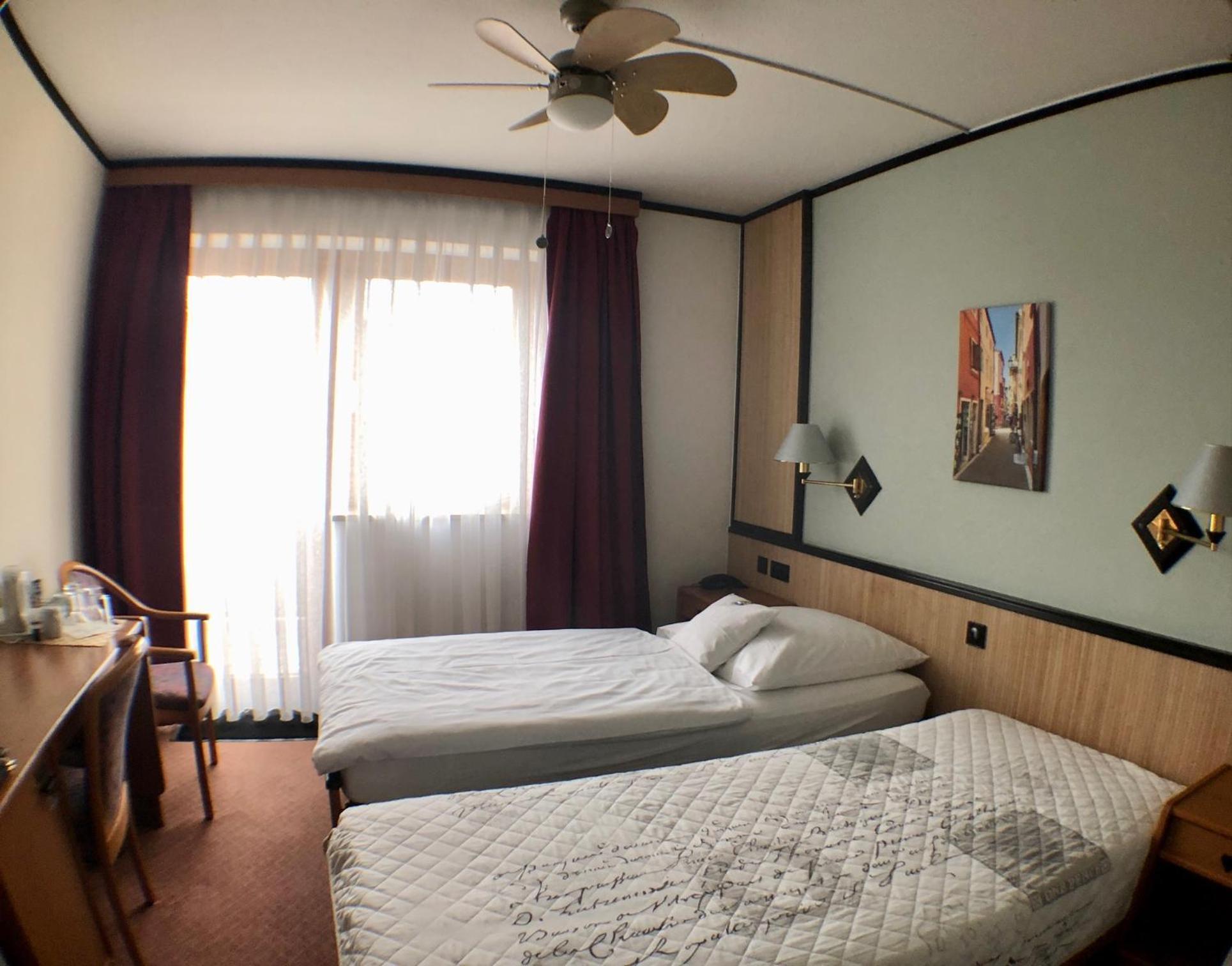 Hotel Seebach Grossenseebach ภายนอก รูปภาพ