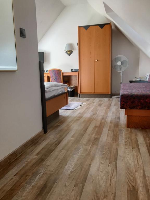 Hotel Seebach Grossenseebach ภายนอก รูปภาพ